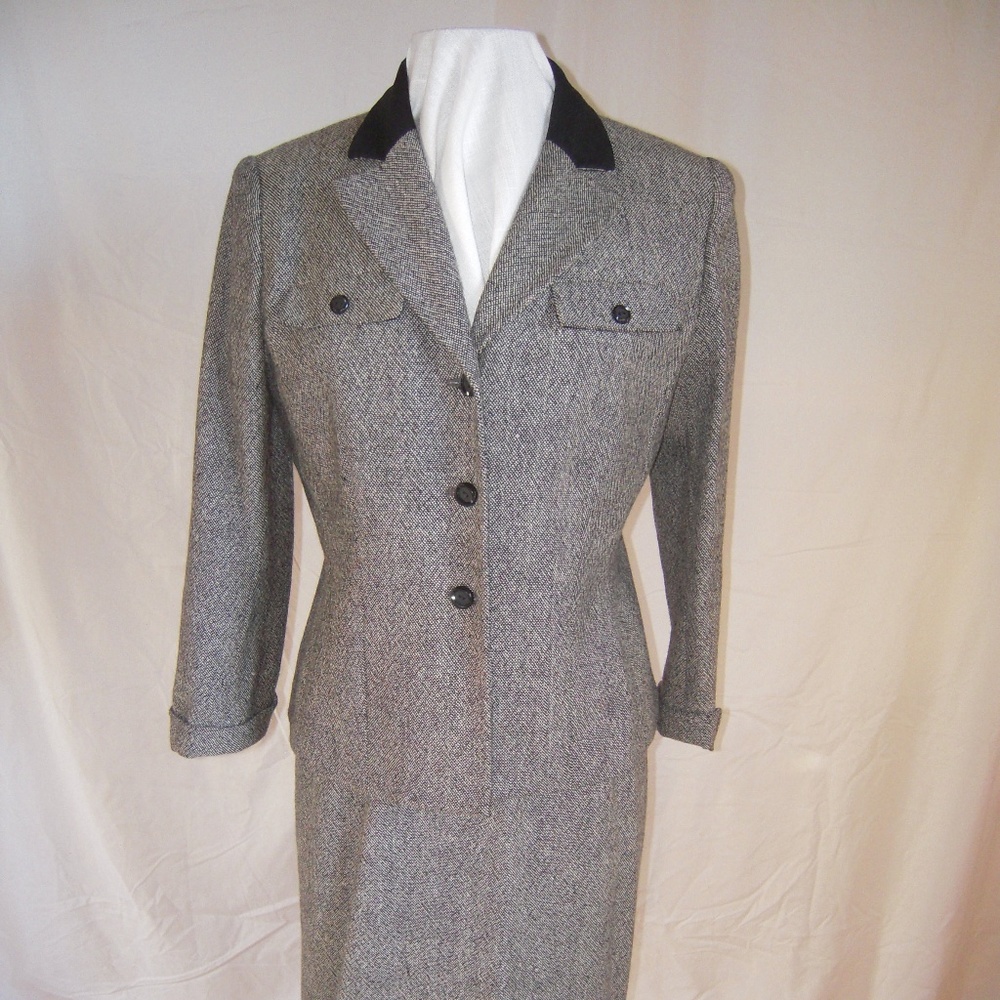 Kasper tailored jacket, skirt black highlight neck